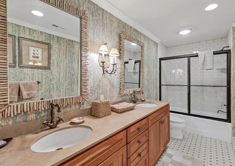 Lake Toxaway Waterfront Paradise - Lake Toxaway, North Carolina