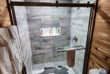 Powder Monkey Ski Out and Pet Friendly! - Snowshoe, West Virginia