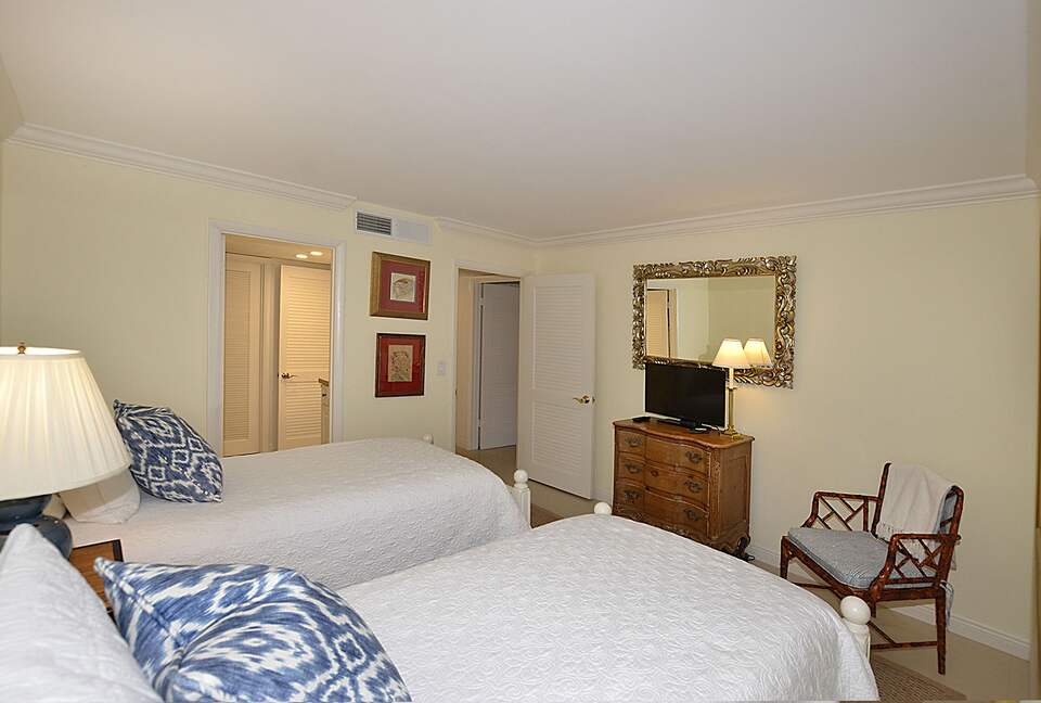 Penthouse *5* on the Water - Vero Beach, Florida