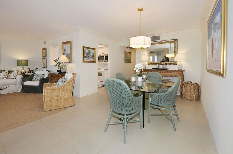 Penthouse *5* on the Water - Vero Beach, Florida