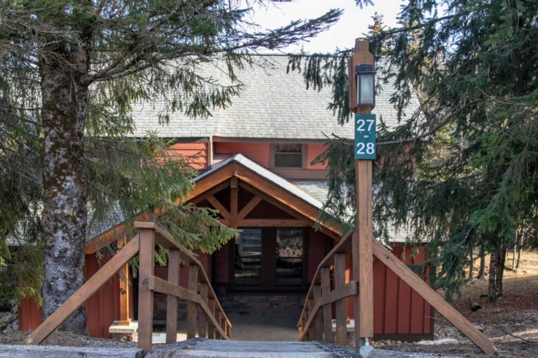 Treetop Walk To Ski and Village - Snowshoe, West Virginia