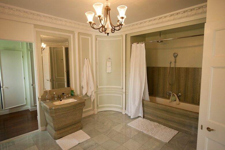 King Edward VIII's Estate - Nassau, Bahamas