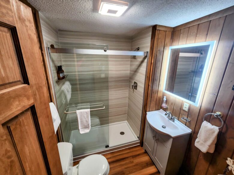 Treetop Walk To Ski and Village - Snowshoe, West Virginia