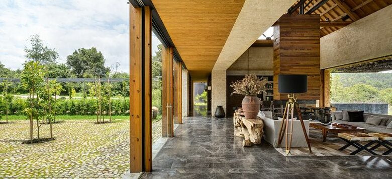 Incredible Countryside Ranch with Tennis + Natural Swimming Pool - Valle de Bravo, Mexico