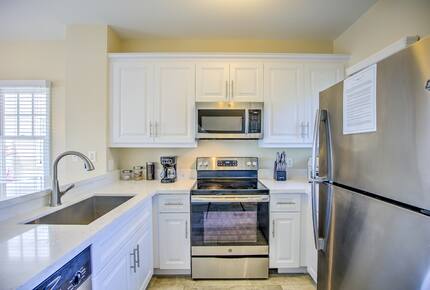 Casa Wahoo | Waterfront Retreat with boat slip available at Grassy Key Marina - Duck Key, Florida