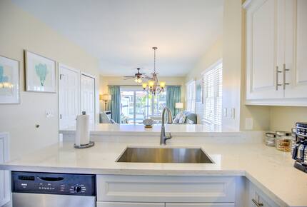 Casa Wahoo | Waterfront Retreat with boat slip available at Grassy Key Marina - Duck Key, Florida