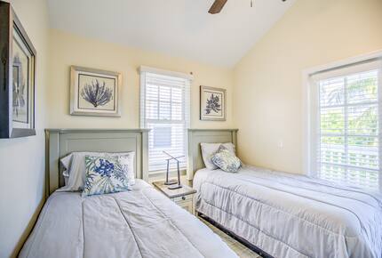 Casa Wahoo | Waterfront Retreat with boat slip available at Grassy Key Marina - Duck Key, Florida