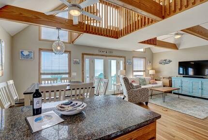 Quaint Oceanfront Island Escape - Surf City, North Carolina