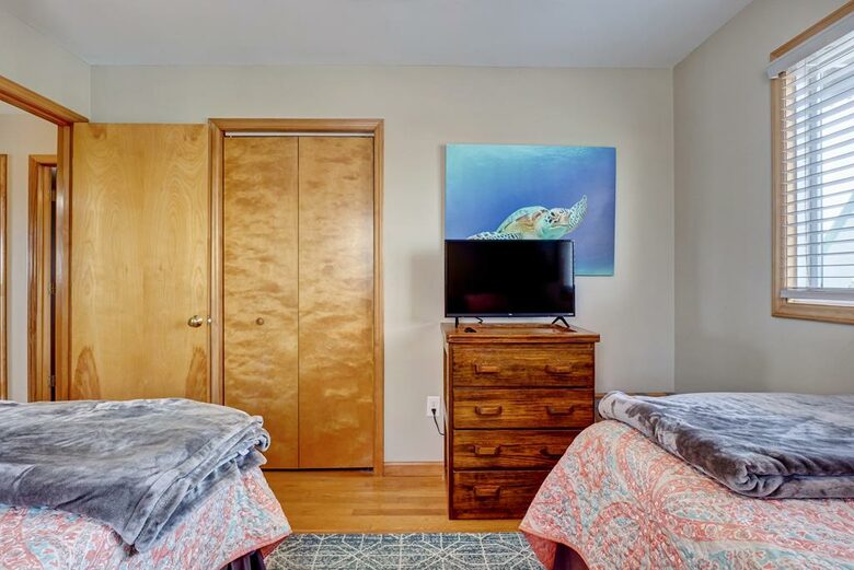 Quaint Oceanfront Island Escape - Surf City, North Carolina