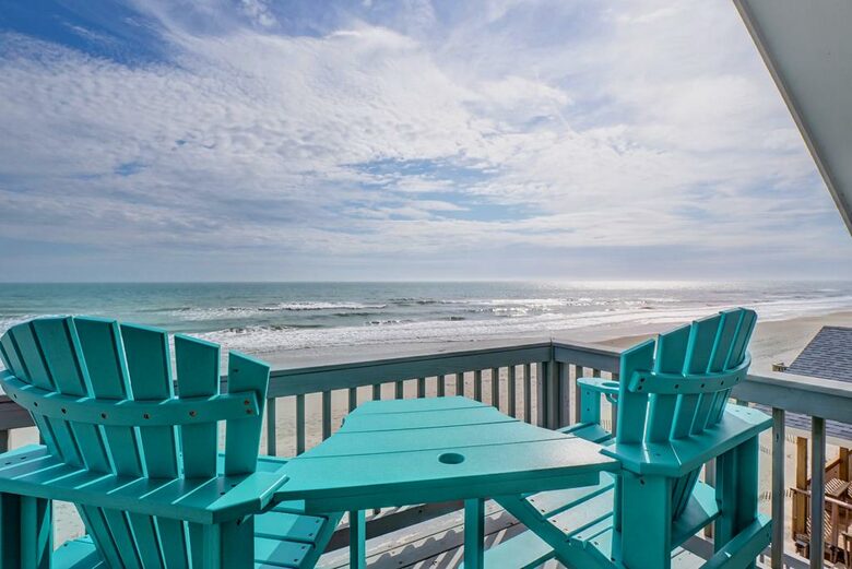 Quaint Oceanfront Island Escape - Surf City, North Carolina