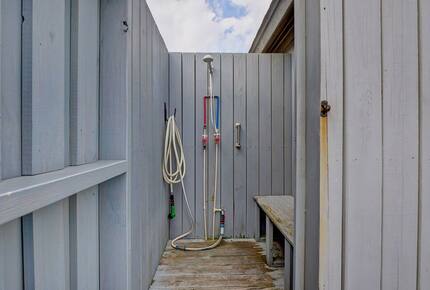 Quaint Oceanfront Island Escape - Surf City, North Carolina