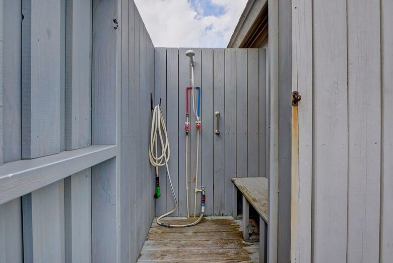 Quaint Oceanfront Island Escape - Surf City, North Carolina