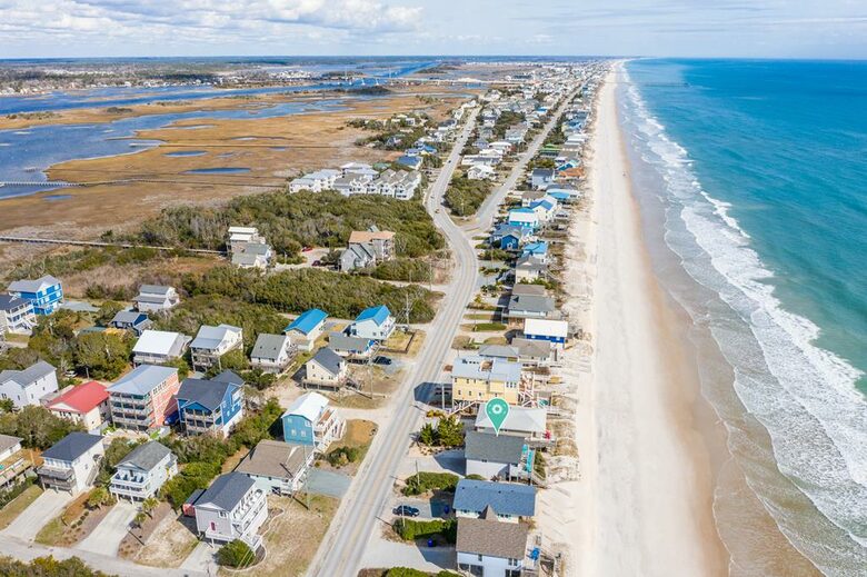 Quaint Oceanfront Island Escape - Surf City, North Carolina