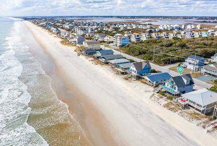 Quaint Oceanfront Island Escape - Surf City, North Carolina