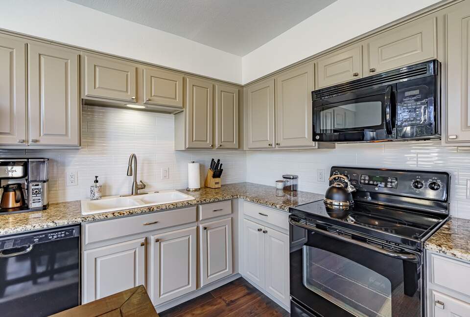 Peaceful Retreat near Lake Travis - Lakeway, Texas