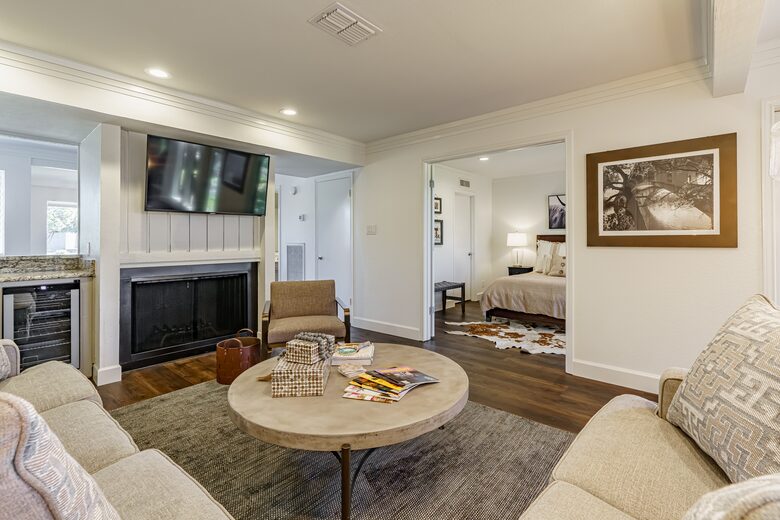 Peaceful Retreat near Lake Travis - Lakeway, Texas