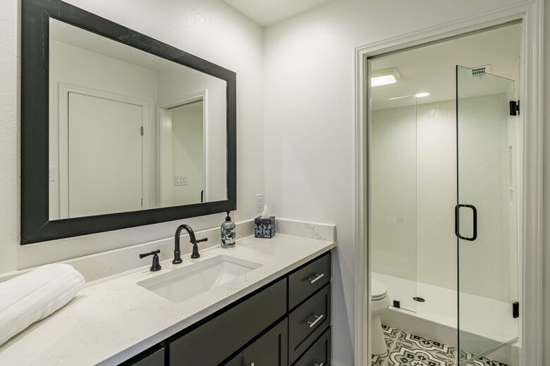 Peaceful Retreat near Lake Travis - Lakeway, Texas