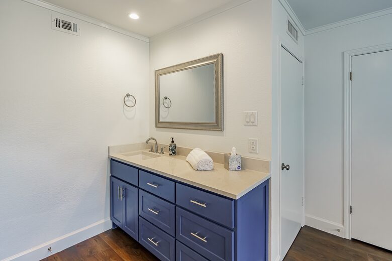 Peaceful Retreat near Lake Travis - Lakeway, Texas