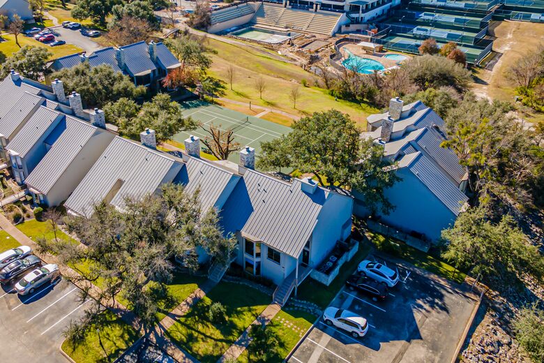 Peaceful Retreat near Lake Travis - Lakeway, Texas