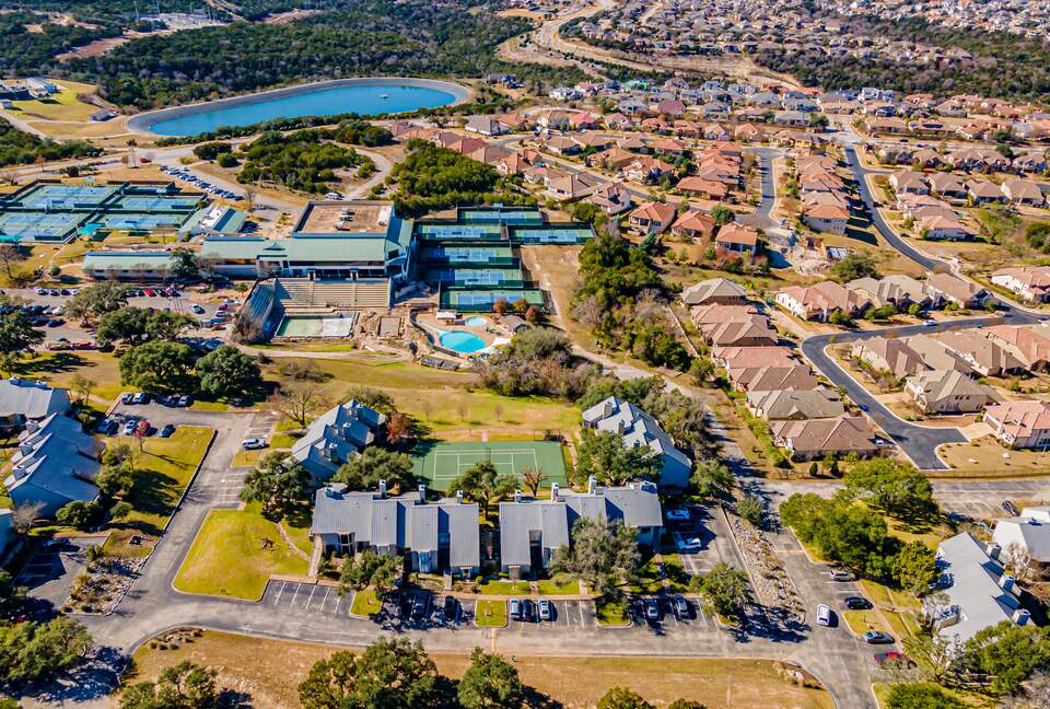 Peaceful Retreat near Lake Travis - Lakeway, Texas