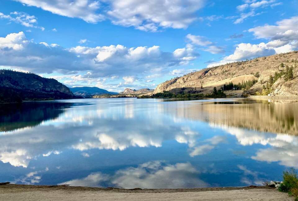 Wine Country Lakeside Retreat with private beach, rock climbing, wine tours, and more | Two Residences - Oliver, Canada