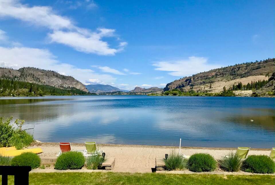 Wine Country Lakeside Retreat with private beach, rock climbing, wine tours, and more | Two Residences - Oliver, Canada