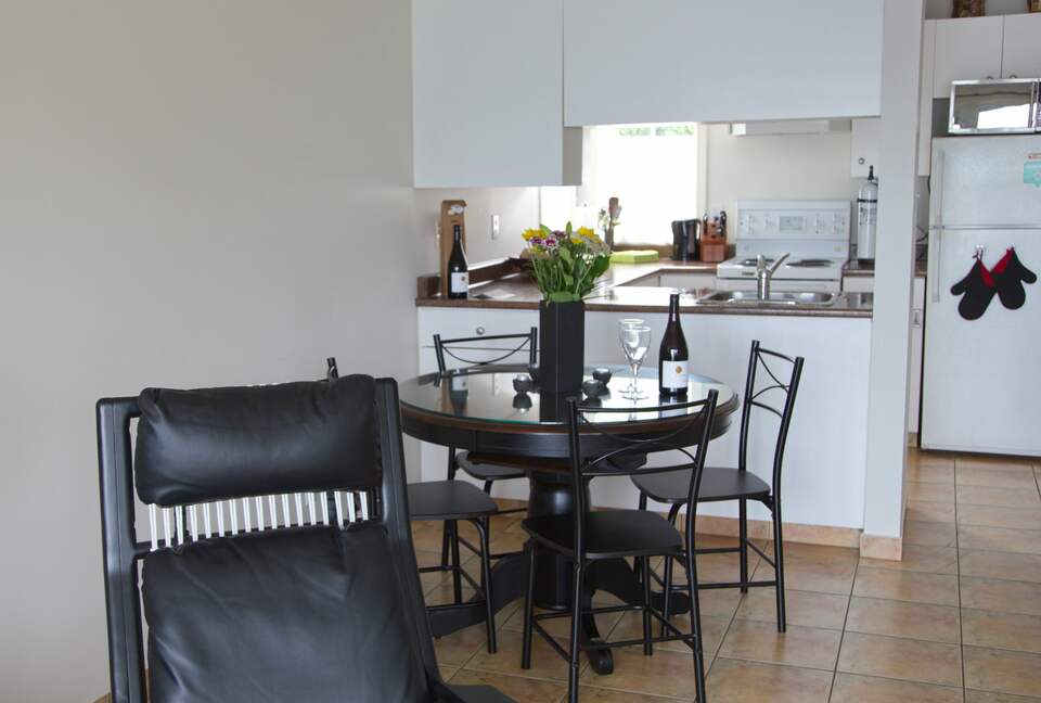 Wine Country Lakeside Retreat with private beach, rock climbing, wine tours, and more | Two Residences - Oliver, Canada