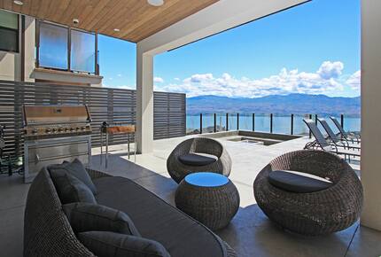 Lake View Residence with Hot Tub & Pool overlooking Okanagan Lake - West Kelowna, Canada