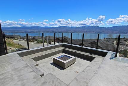 Lake View Residence with Hot Tub & Pool overlooking Okanagan Lake - West Kelowna, Canada