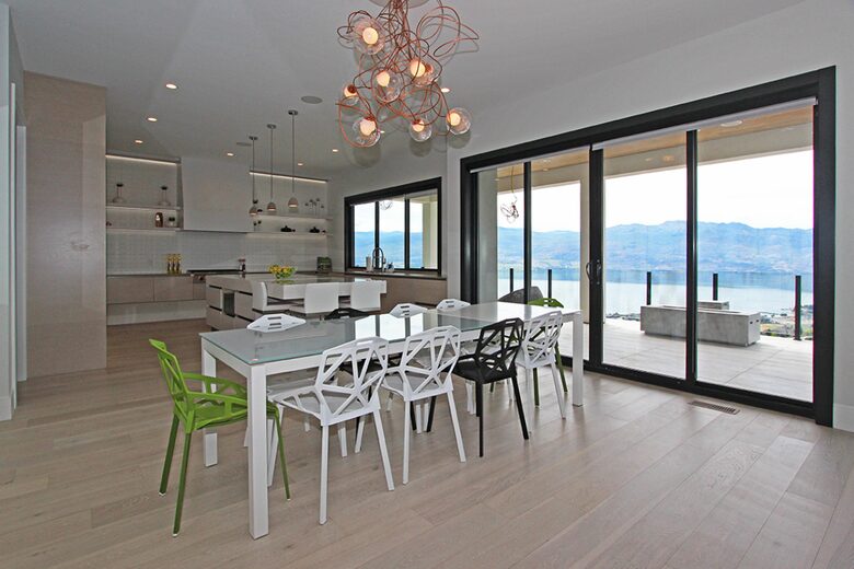 Lake View Residence with Hot Tub & Pool overlooking Okanagan Lake - West Kelowna, Canada