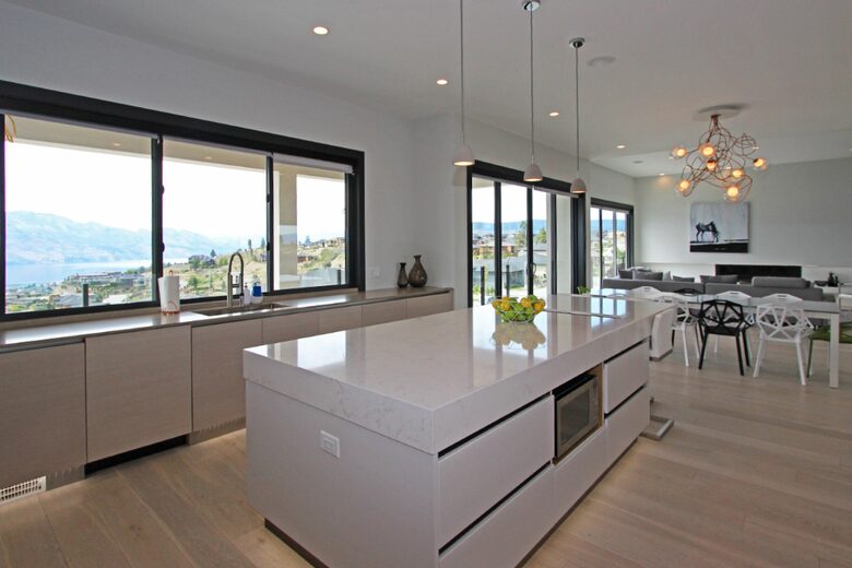Lake View Residence with Hot Tub & Pool overlooking Okanagan Lake - West Kelowna, Canada