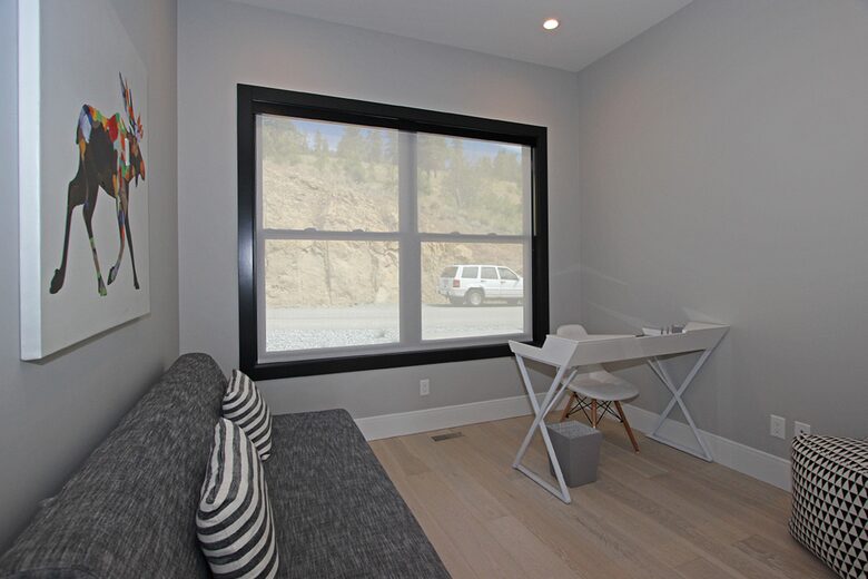 Lake View Residence with Hot Tub & Pool overlooking Okanagan Lake - West Kelowna, Canada