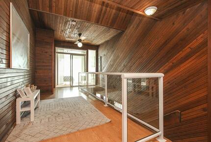 Lakefront West Kelowna Getaway | with private dock and beach - West Kelowna, Canada