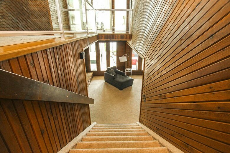 Lakefront West Kelowna Getaway | with private dock and beach - West Kelowna, Canada