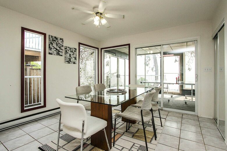 Lakefront West Kelowna Getaway | with private dock and beach - West Kelowna, Canada