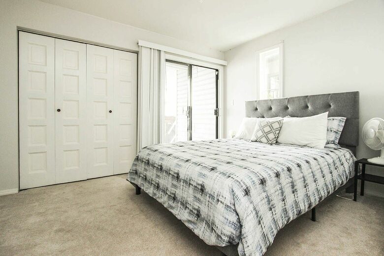 Lakefront West Kelowna Getaway | with private dock and beach - West Kelowna, Canada