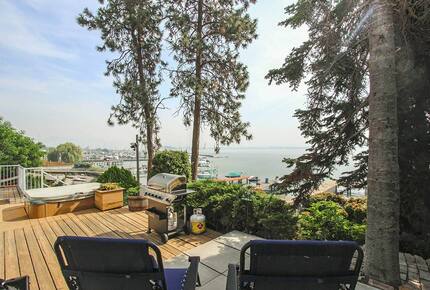 Lakefront West Kelowna Getaway | with private dock and beach - West Kelowna, Canada