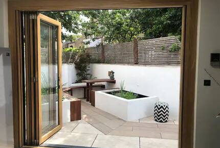 Luxor House - London, United Kingdom