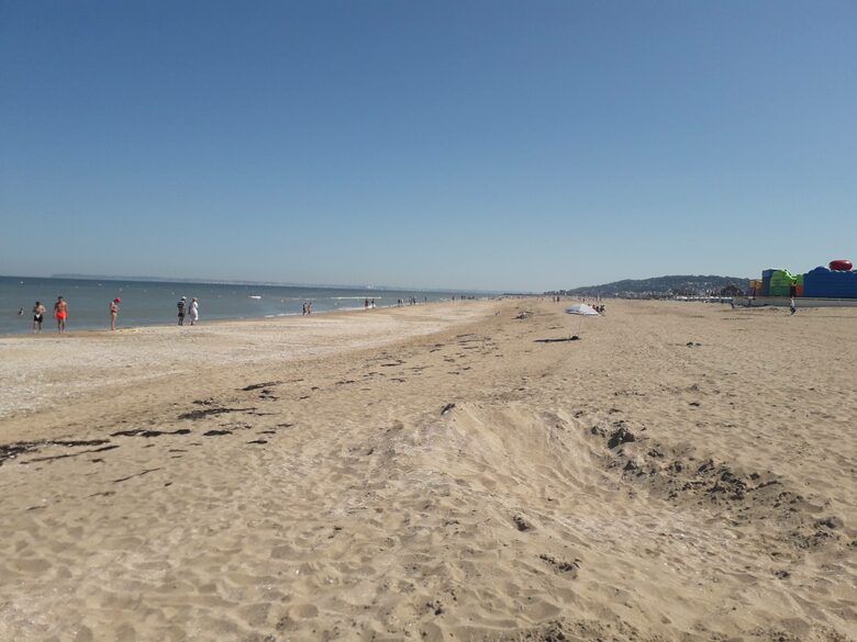 Le Bateau sur l'Herbe in Normandy - Benerville sur Mer, France