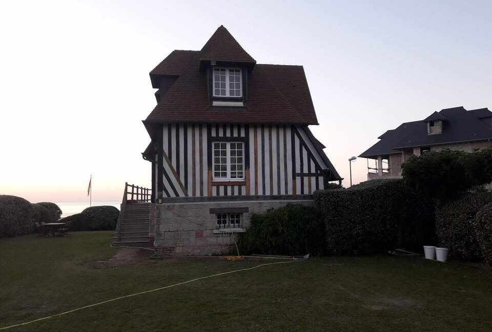 Le Bateau sur l'Herbe in Normandy - Benerville sur Mer, France
