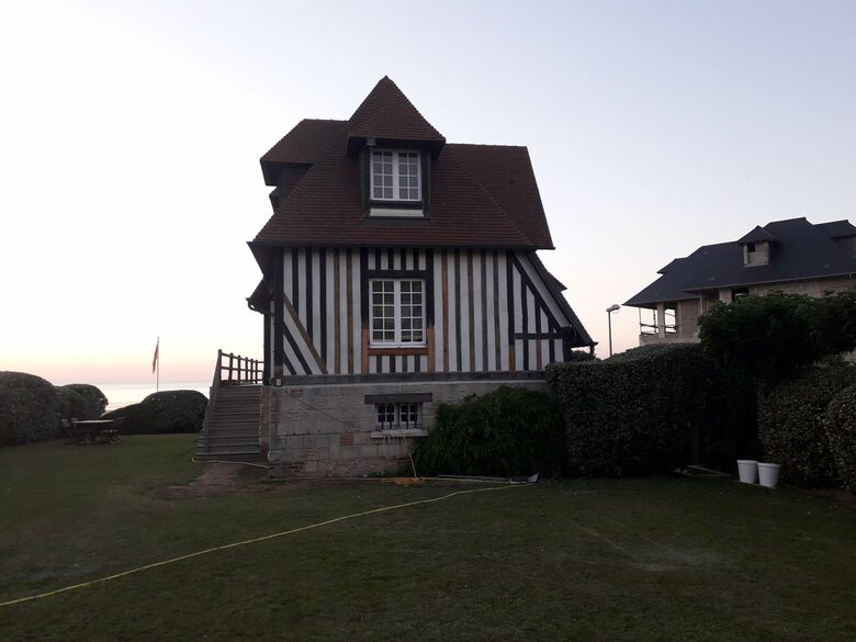 Le Bateau sur l'Herbe in Normandy - Benerville sur Mer, France