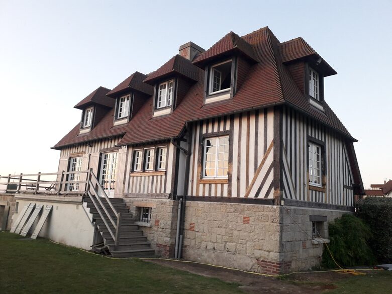 Le Bateau sur l'Herbe in Normandy - Benerville sur Mer, France