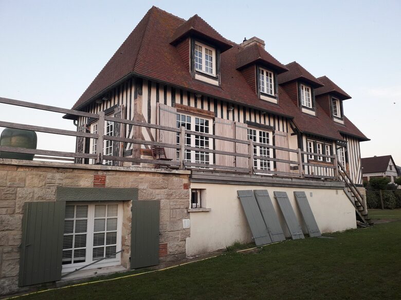 Le Bateau sur l'Herbe in Normandy - Benerville sur Mer, France