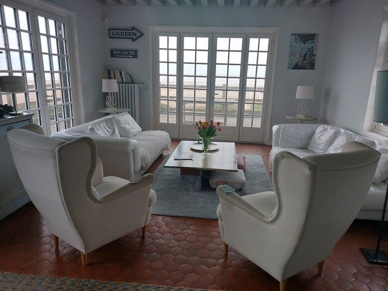 Le Bateau sur l'Herbe in Normandy - Benerville sur Mer, France