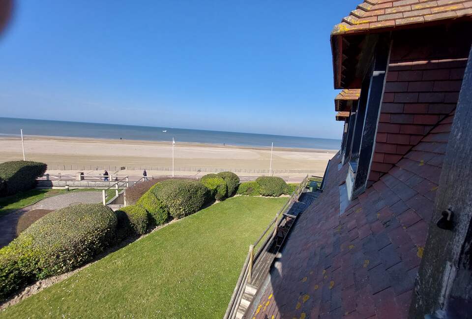 Le Bateau sur l'Herbe in Normandy - Benerville sur Mer, France