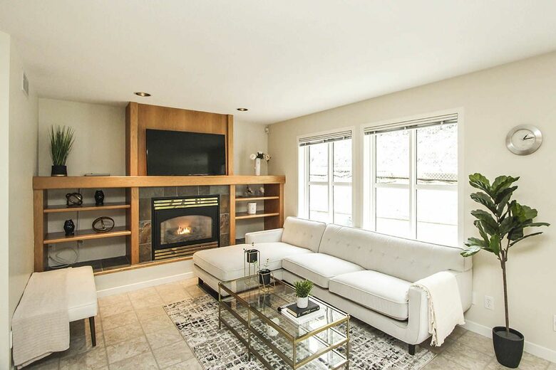 Peaceful Kelowna Retreat | with heated pool and sunset & lake views - Kelowna, Canada