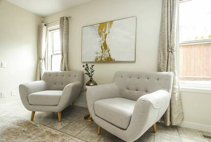 Peaceful Kelowna Retreat | with heated pool and sunset & lake views - Kelowna, Canada