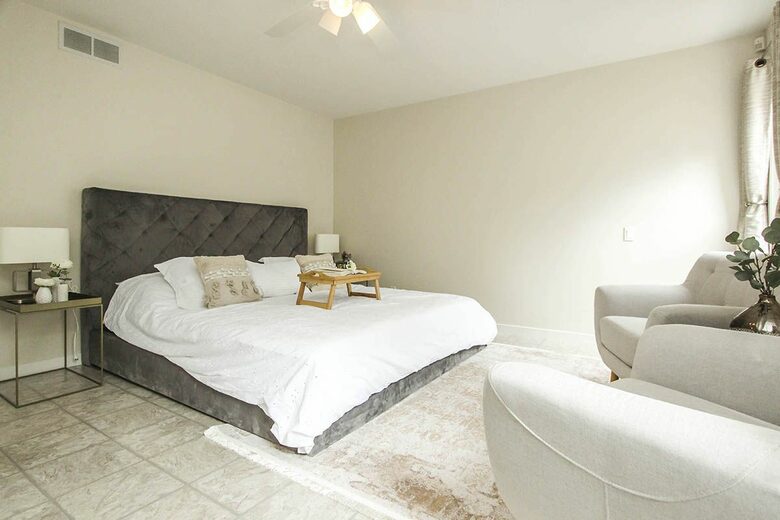 Peaceful Kelowna Retreat | with heated pool and sunset & lake views - Kelowna, Canada