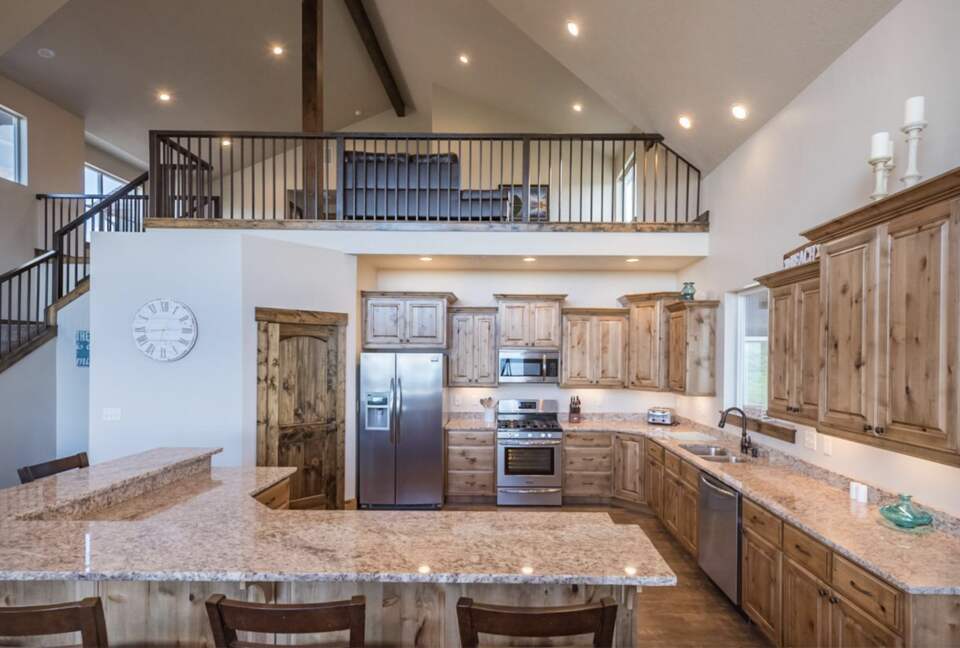 Bear Lake Luxury Lodge - Garden City, Utah