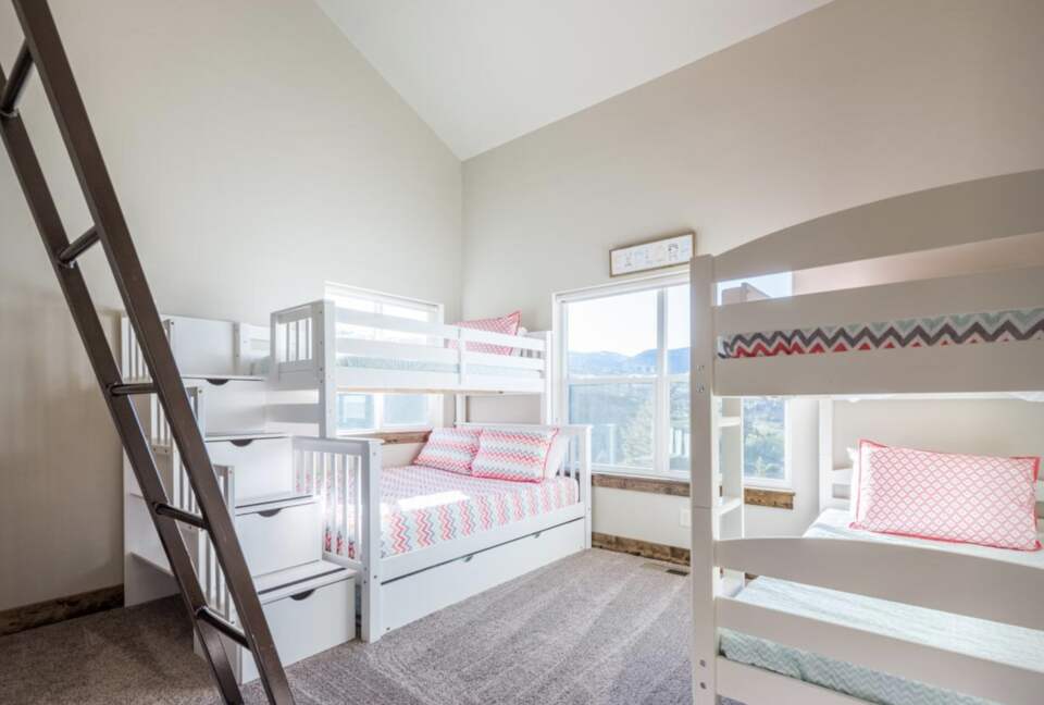 Bear Lake Luxury Lodge - Garden City, Utah